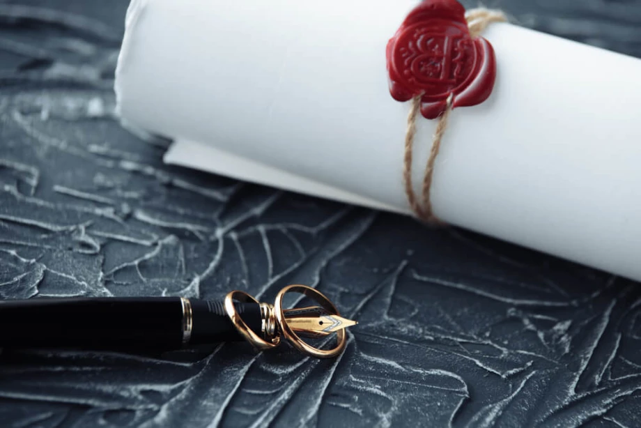 Two golden wedding rings an Annapolis prenuptial agreement